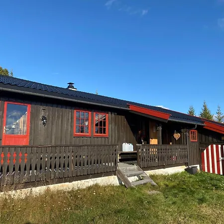 Kimsbu - Cozy Mountain In Hiking Area ホテル ネスビン